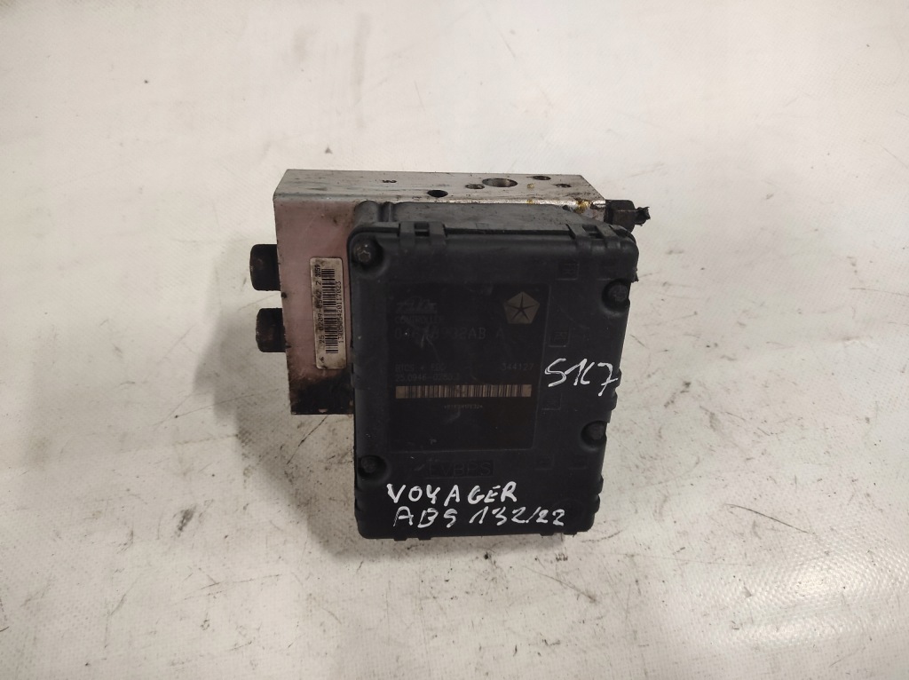 фото №1, Chrysler voyager 04683932ab a насос abs