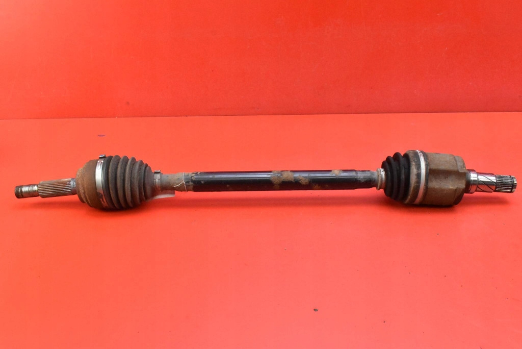 фото №1, Привідний вал права задня 1007719-01-a tesla model s p85d awd 12-20