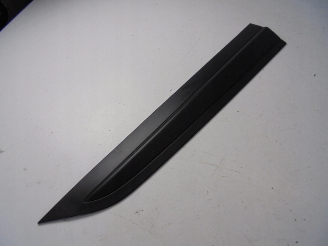 фото №1, Молдинг двері правий перед suzuki vitara 2015-