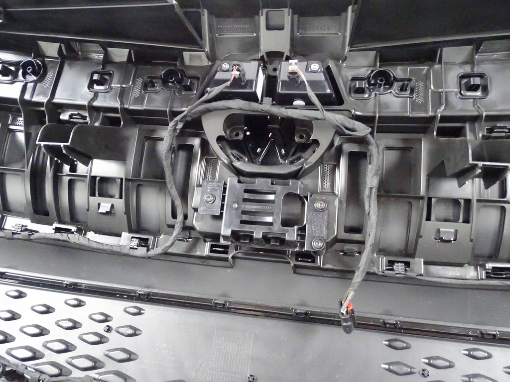 фото №12, Бампер перед передній vw id5 id.5 id,5 kompletny версія 6xpdc + led