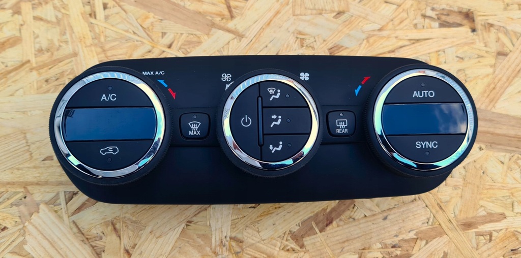 фото №1, Jeep renegade панель кондиционера