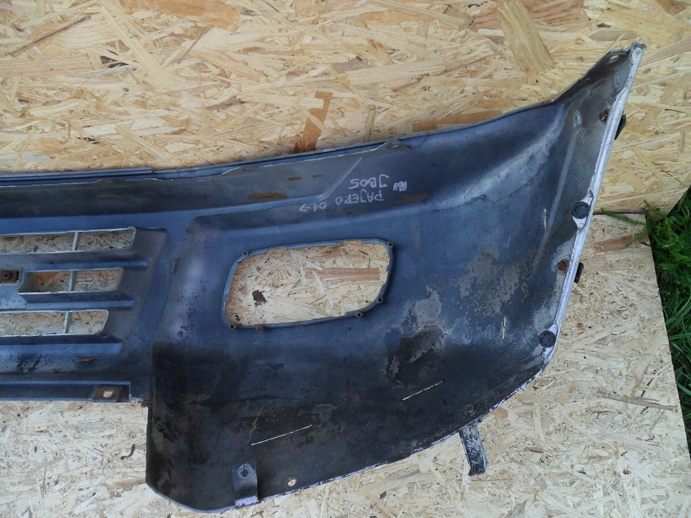 фото №13, Mitsubishi pajero v60/v70 2000 2001 2002 бампер