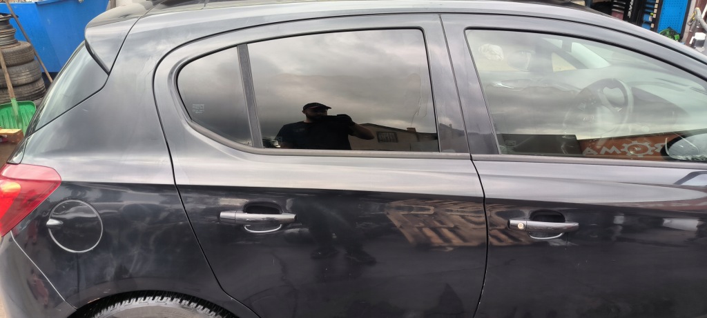 фото №1, Двері правий задня праве задні opel corsa e z22c чорні