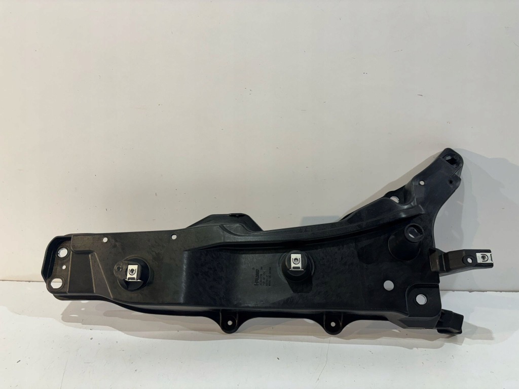 фото №2, Volvo xc90 16-24 кронштейн крила праве - 17816