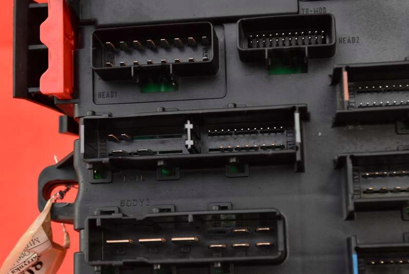 фото №8, Коробка запобіжників bsi 13125488 opel vectra c 2.2 16v 147 km 02-05