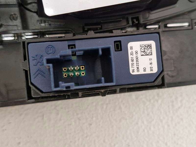 фото №8, Peugeot 508 i 1 рамка туннель среднего переключатели кнопки 9802378577