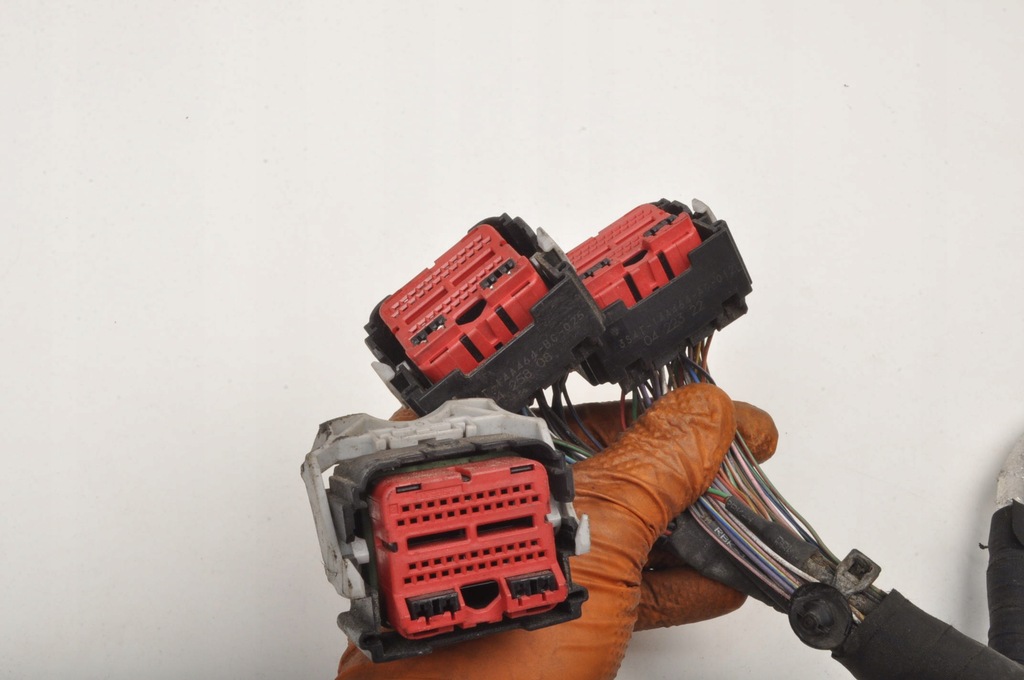 фото №13, Aston martin db9 6.0 джгут електропроводка двигуна 4g43-12b637-ad