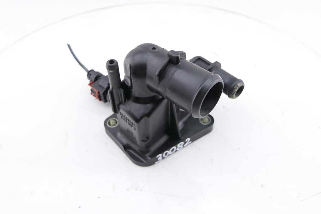 фото №1, Корпус термостата opel corsa d 1.3 cdti 55206391