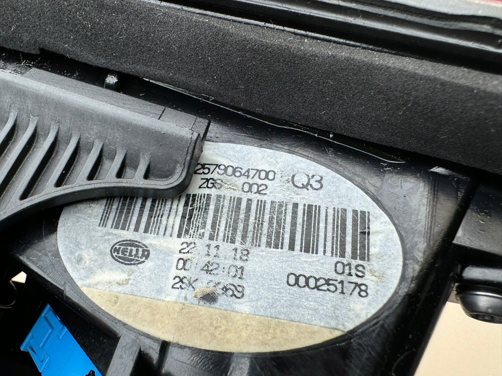 фото №15, Mercedes benz cls iii w257 c257 18-23r лампа правая задняя задняя 2579064700