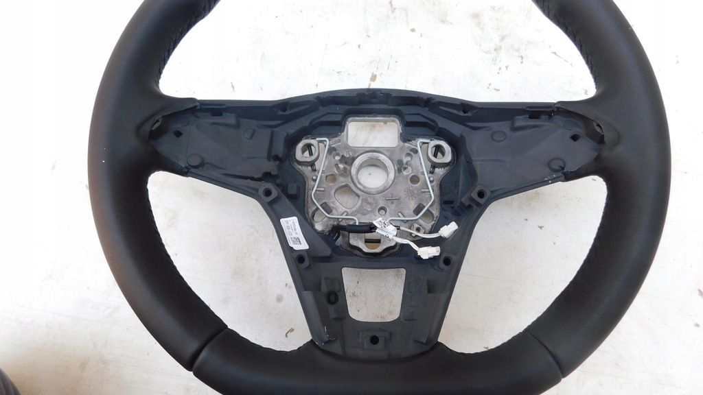 фото №10, Воздуховод bez лепестки vw golf viii кожа org