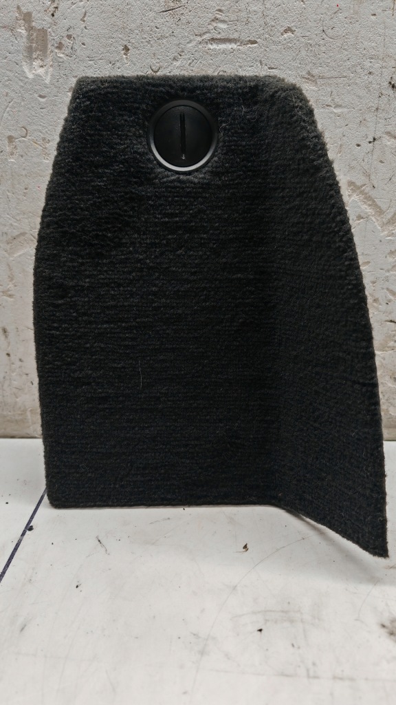 Купити Заглушка обшивка багажника права mercedes r klasa w251 jc344631