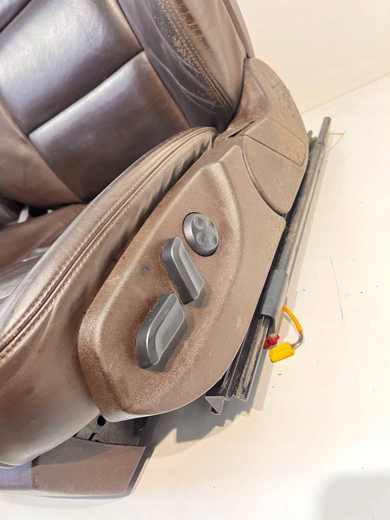 фото №10, Audi a6 c6 4f підігрів el. сидіння / заднє сидіння / обшивки / комплект коричнева шкіра