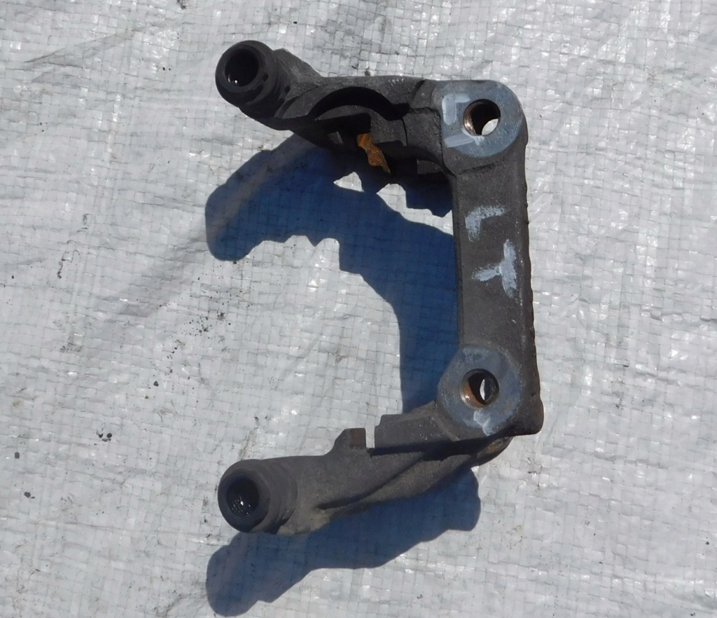 фото №1, Mercedes w213 скоба супорт лівий задня 543420