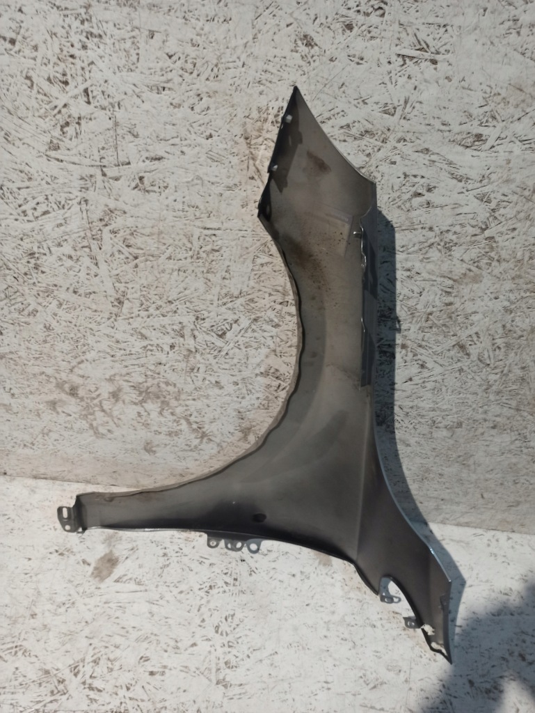 фото №3, Volvo 40 крыло правый перед передний