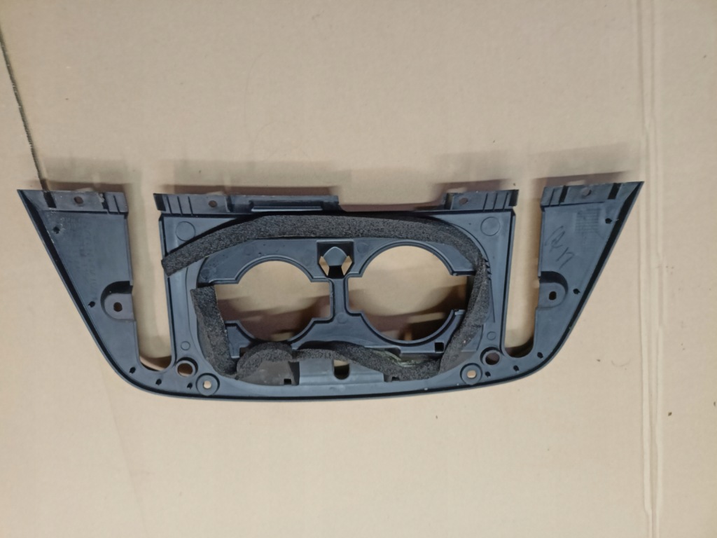 фото №1, Корпус разъём зарядки nissan leaf ii 17-