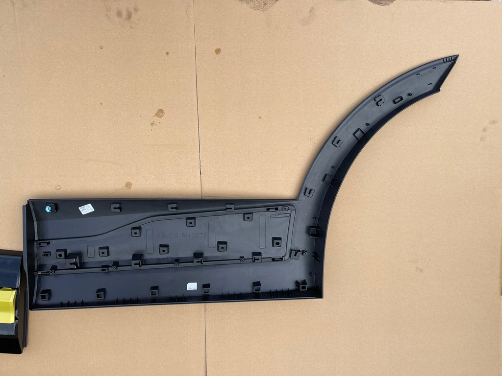 фото №4, Sportage v 5 молдинг дверь задняя задняя левая правая 87733-r2300 87734-r2300