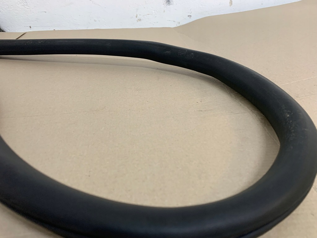 фото №7, Ford mustang mach-e прокладка дверь кузовная левый задняя левая задняя