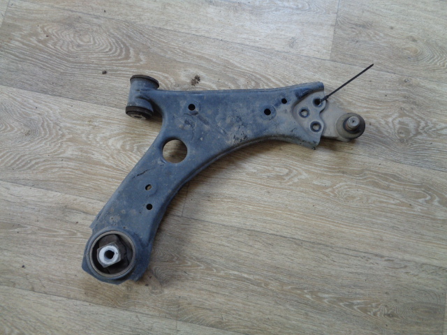 фото №1, Fiat tipo ii рычаг правый 2532