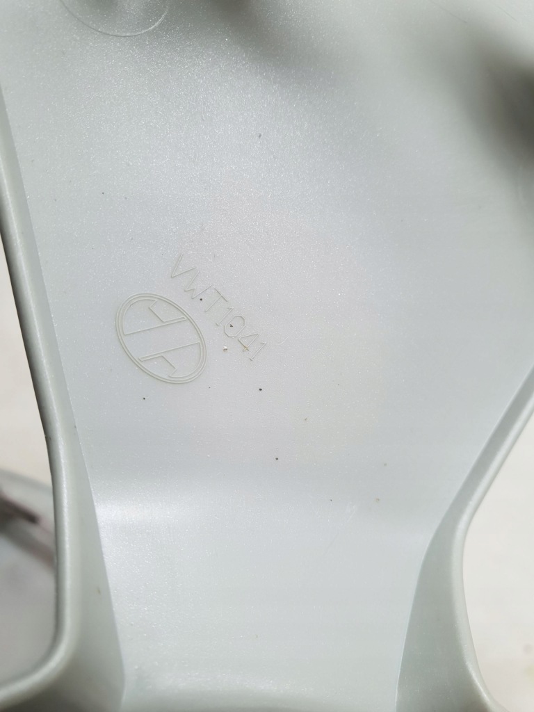 фото №7, Vw volkswagen up оригинальный колпак 14" 1s0601147