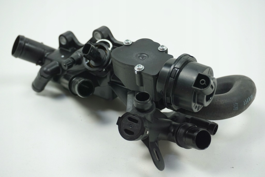 фото №3, Корпус термостата renault megane iii 1.2tce