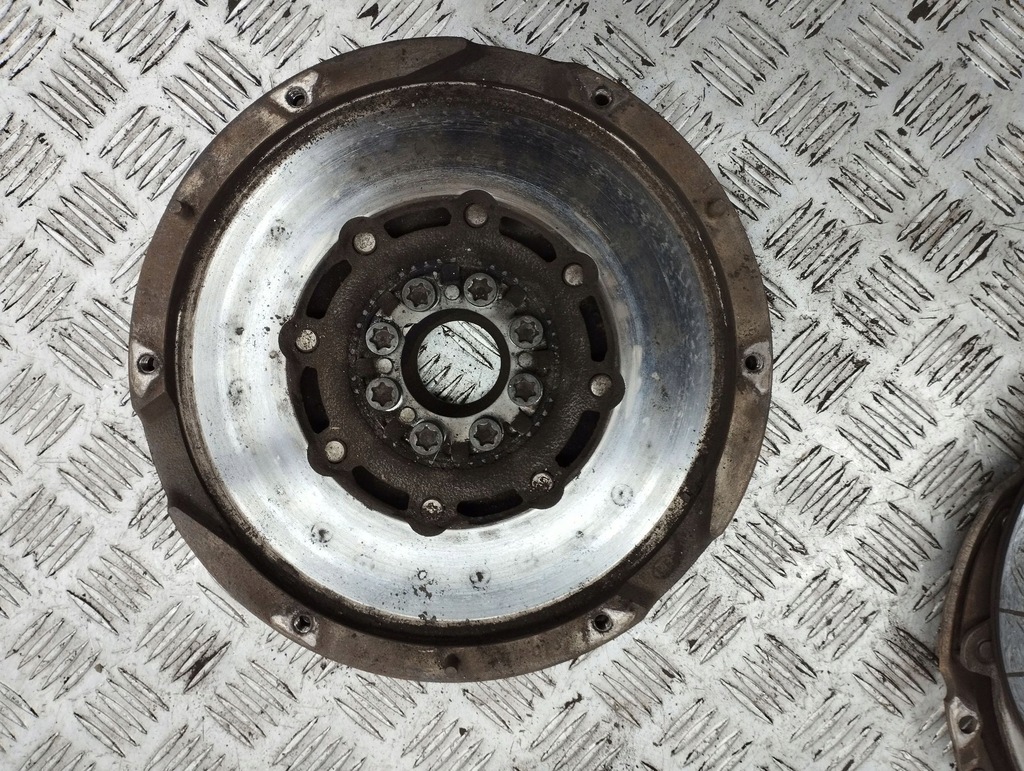 фото №7, Toyota avensis t250 2005 сцепление / комплект