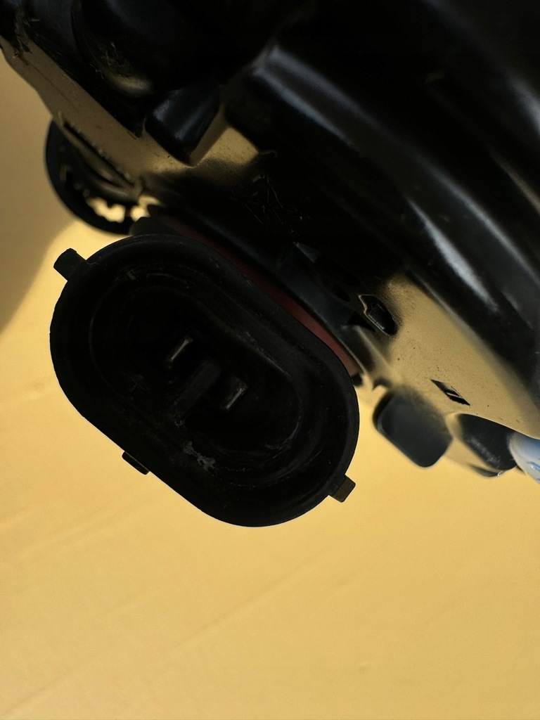 фото №11, Bmw serii 1 i e81 e87 04-11r протитуманна фара лівий лампа кронштейн рамка перед ліва