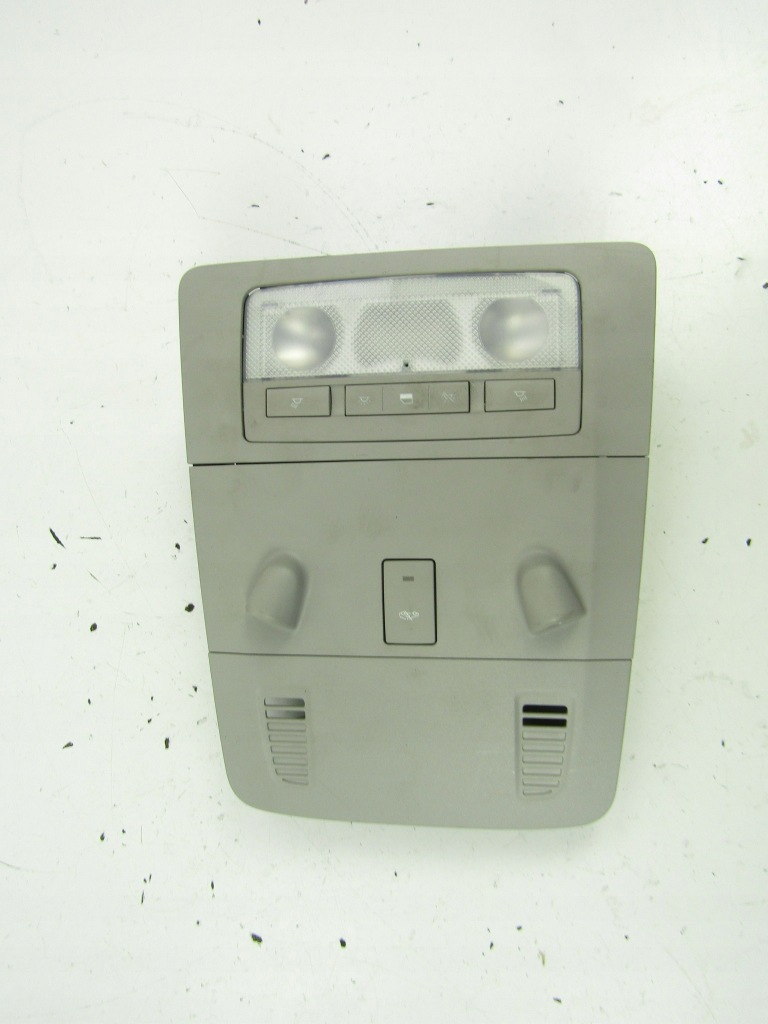 Купити Opel insignia a лампа освітлення салону