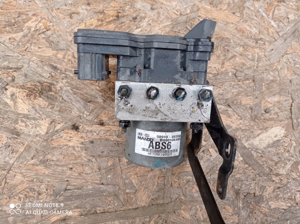 фото №1, Насос abs hyundai i10 lift 58910-0x550