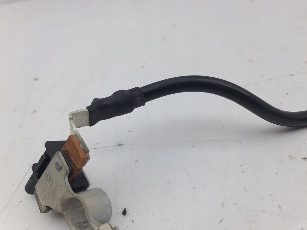 фото №8, Audi a4 s4 b9 2017 минус / клемма / шланг аккумулятор