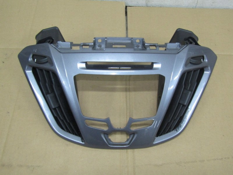 фото №1, Ford transit custom воздуховод рамка защита радио