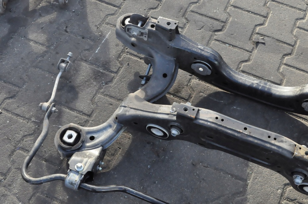 фото №9, Mercedes eqb 300 x243 балка подрамник подвеска задняя 2433505501 7tys k