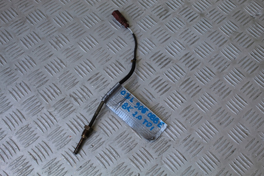 фото №1, Петля капот левый audi a4 8k 8k0 8k0823301d