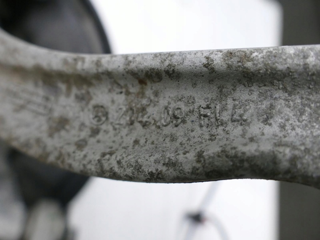 фото №6, Mercedes c207 w207 lift поворотный кулак рычаг левый задняя