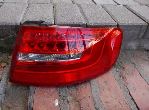 Купить Audi a4 b8 8k рестайлинг  универсал фара правый  задний задняя led