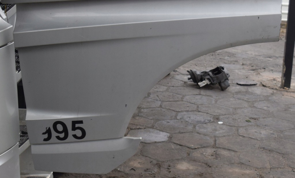 фото №1, Удлинитель дверь левая mercedes actros mp4 2015