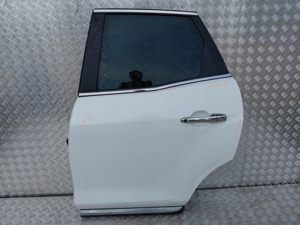 Купити 130. дверей ліве задні mazda cx-7
