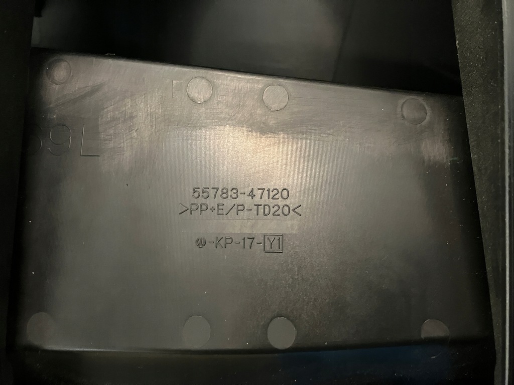 фото №12, Prius iv жабо пластиковий повний