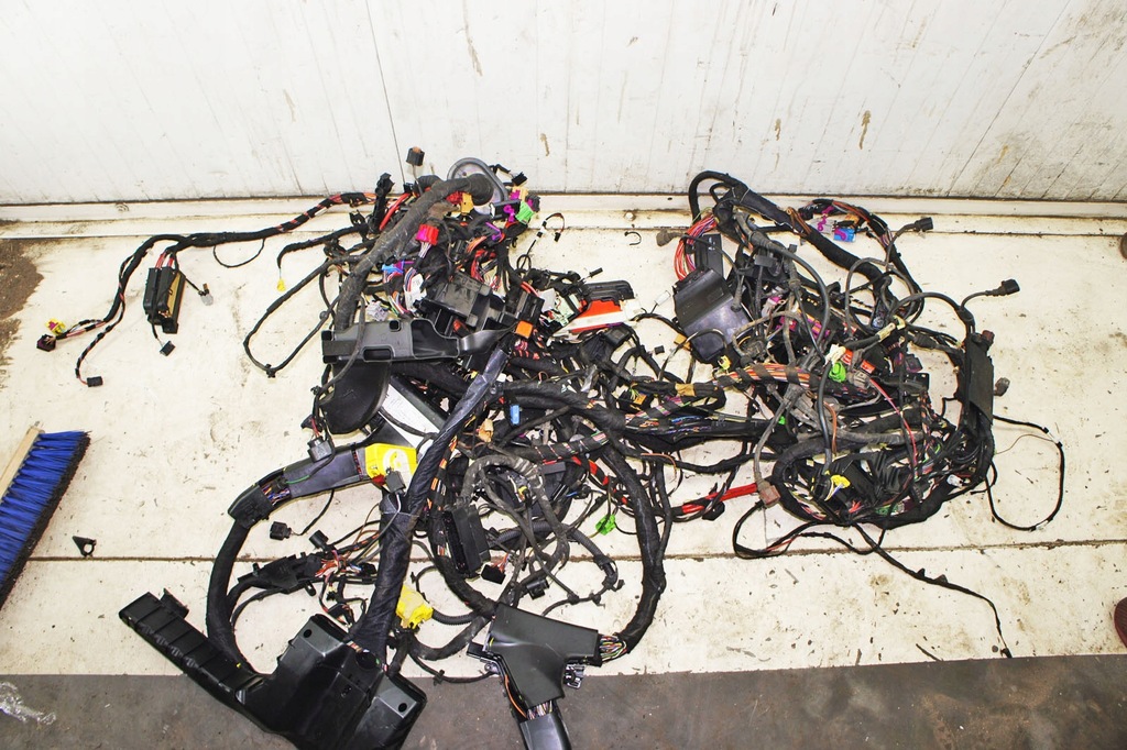 фото №8, Kn302 audi a6 c7 джгут салону кабіни