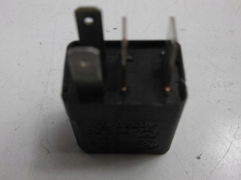 фото №6, Lancia thesis 841 реле модуль 46520421