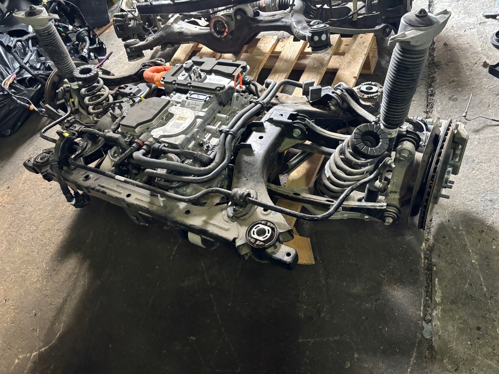 фото №11, Hyundai ioniq 6 vi подрамник подрамник задняя рычаги поворотный кулак задняя двигатель