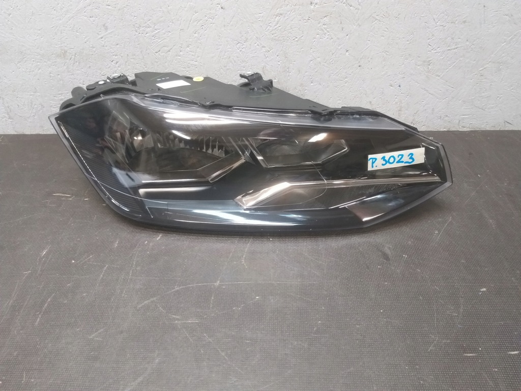 фото №1, Лампа перед правая vw polo 2g 17- tyc