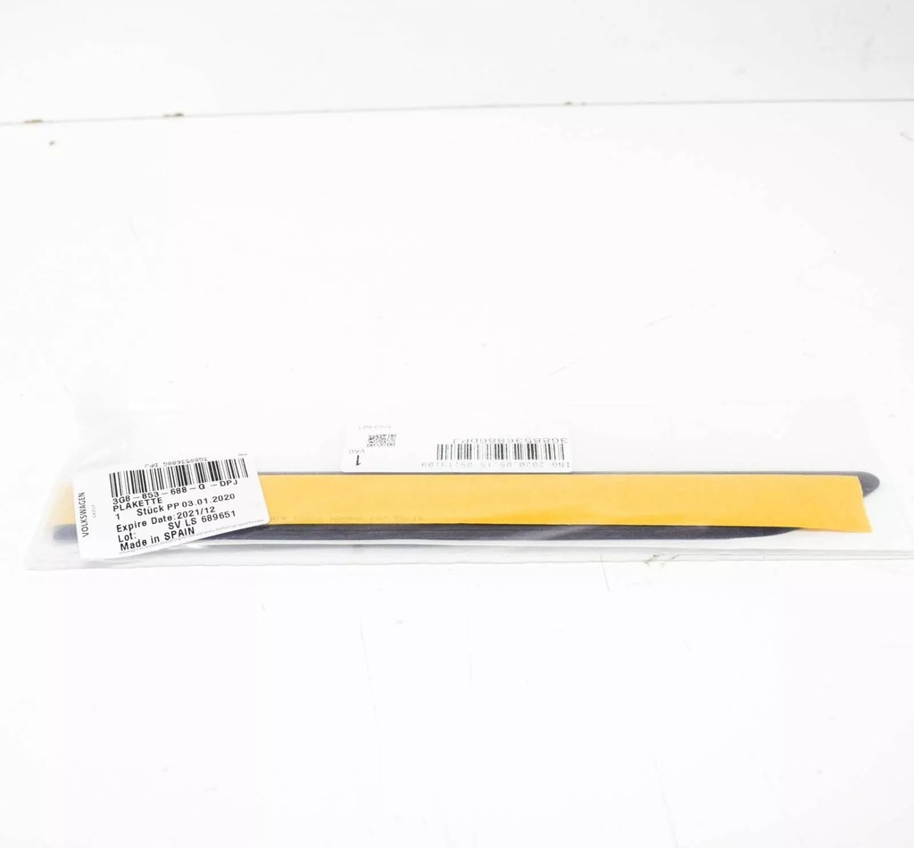 фото №1, Vw arteon передняя часть правый door emblem r-line 3g8853688gdpj