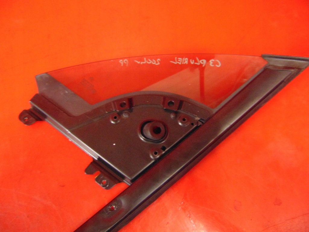 фото №9, Citroen c3 pluriel стекло дверь правая перед малый