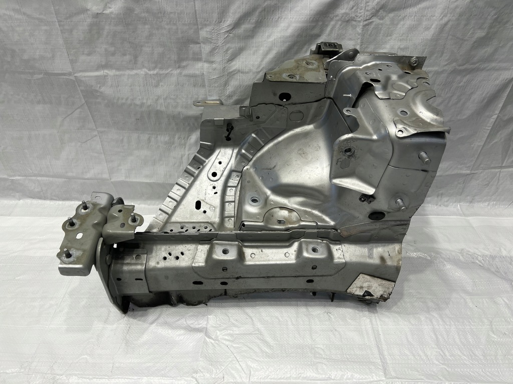 фото №1, Чверть лонжерон перед права jaguar e-pace