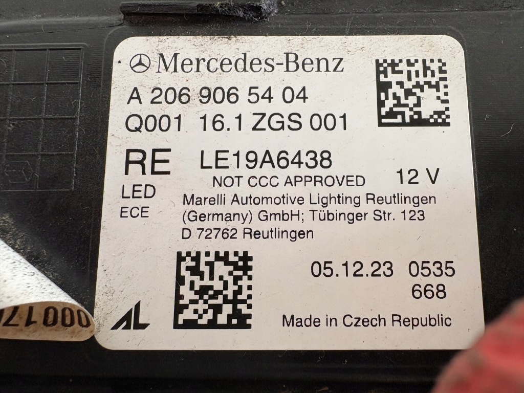 Фара правый  перед mercedes c-klasa w206 digital ходовие огни  a2069065404 Недорого