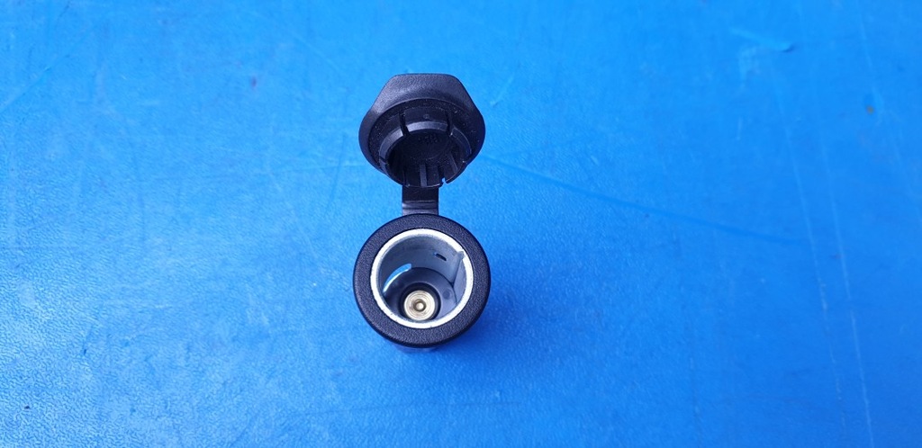 фото №5, Прикурювач вкладиш роз'єм 12v chevrolet corvette c6