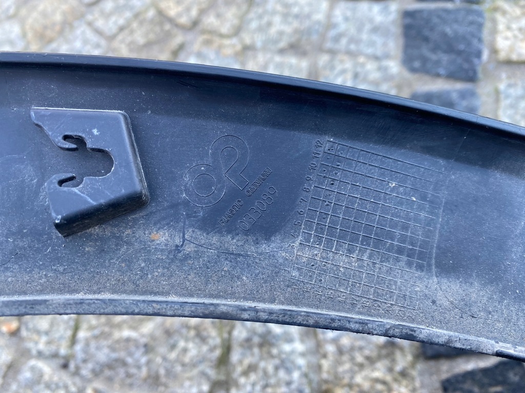 фото №11, Renault captur i молдинг крыла правая 638120719r оригинал