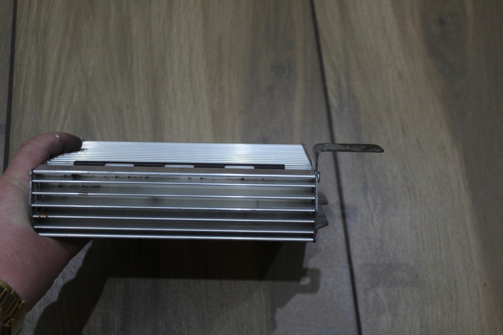 фото №3, Усилитель радио chrysler sebring ii p05059182aa