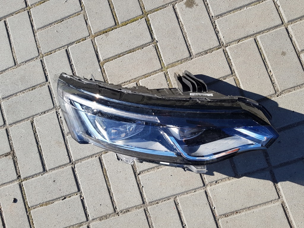 фото №1, Лампа правая правый перед передняя renault talisman