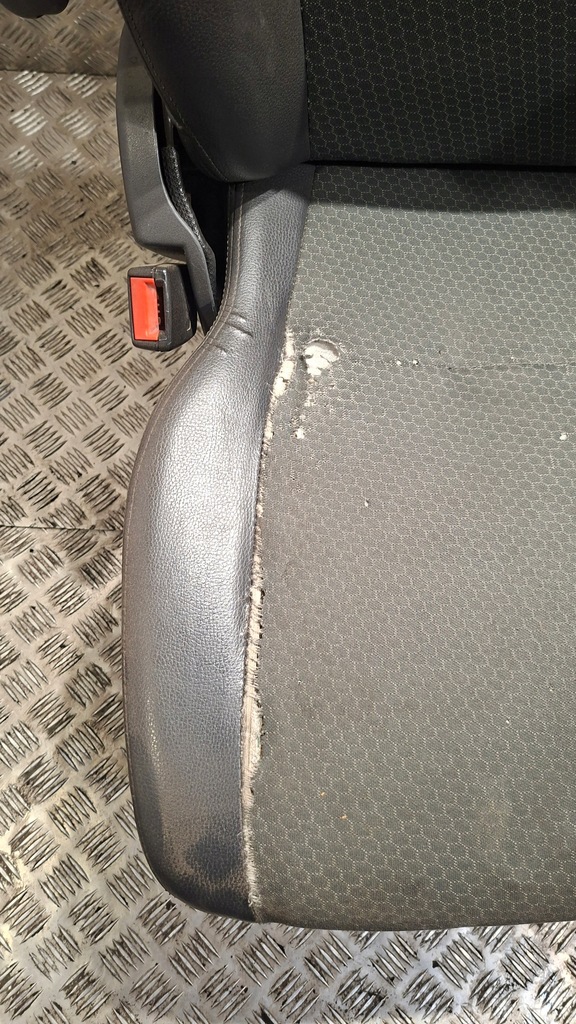 фото №3, Сидіння лівий перед scania r